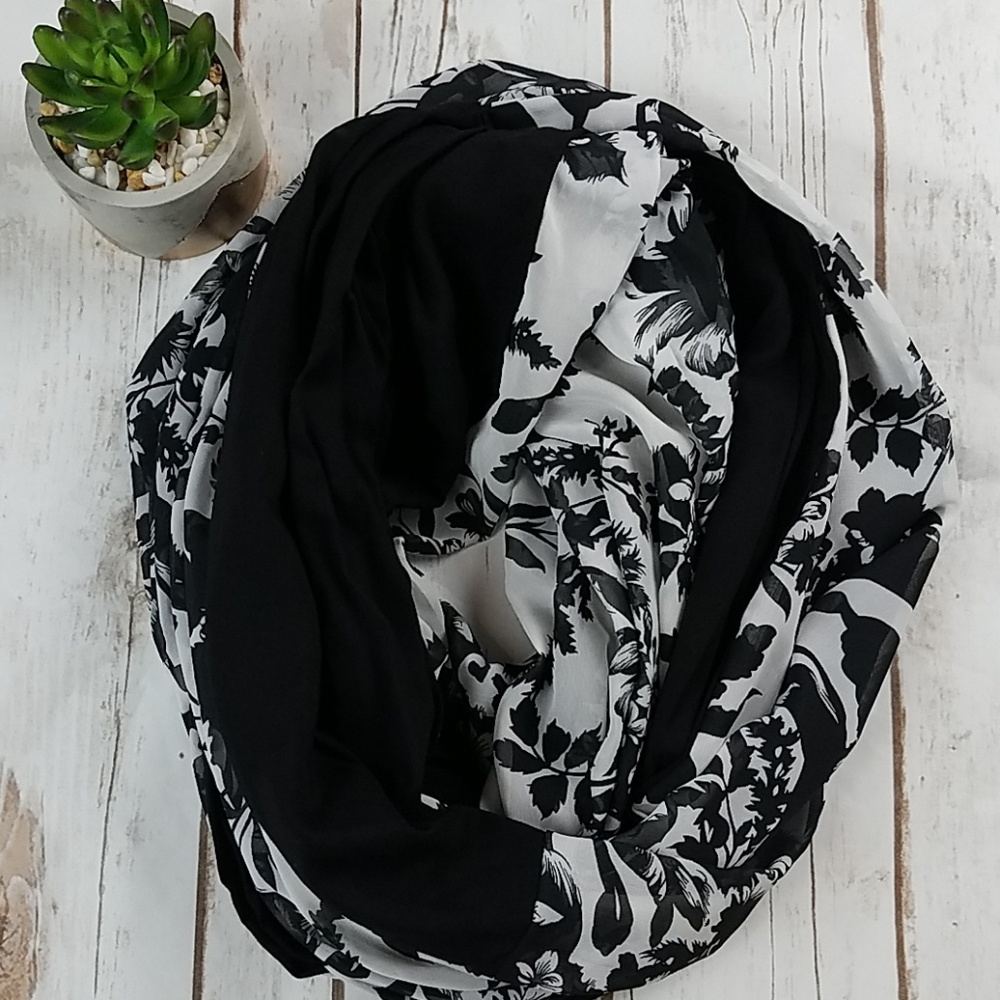 Infinity scarf